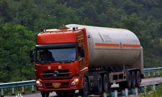 3���ȼҺ�w���b�\(y��n)ݔ܇